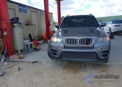 2011 BMW X5 xDrive50I из США, поврежденный, VIN 5UXZV8C55BL420349